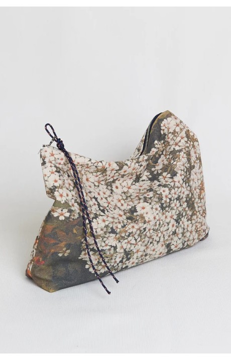 BOLSO DE MANO POUCH KOLKWITZIA