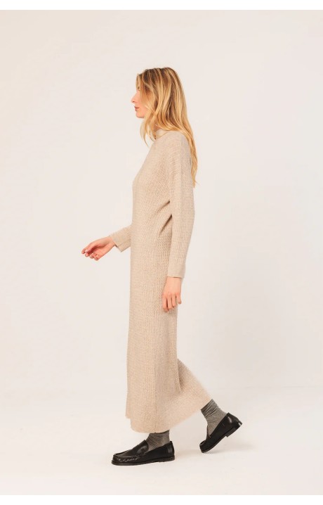 VESTIDO AMPLIO OCHOS