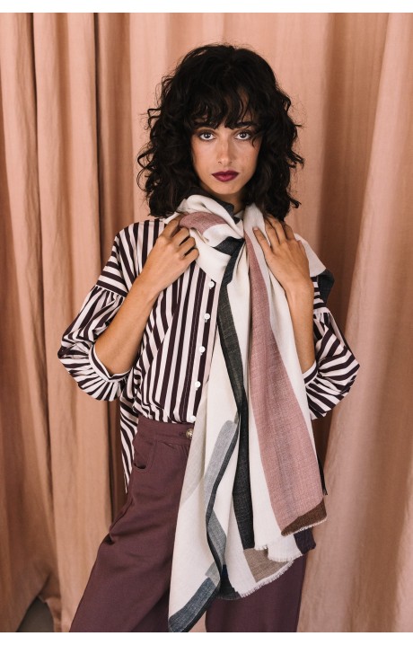 PAÑUELO KALI OMA CREME