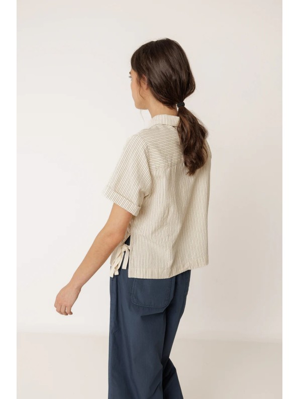 CAMISA RAYA DIPLOMÁTICA